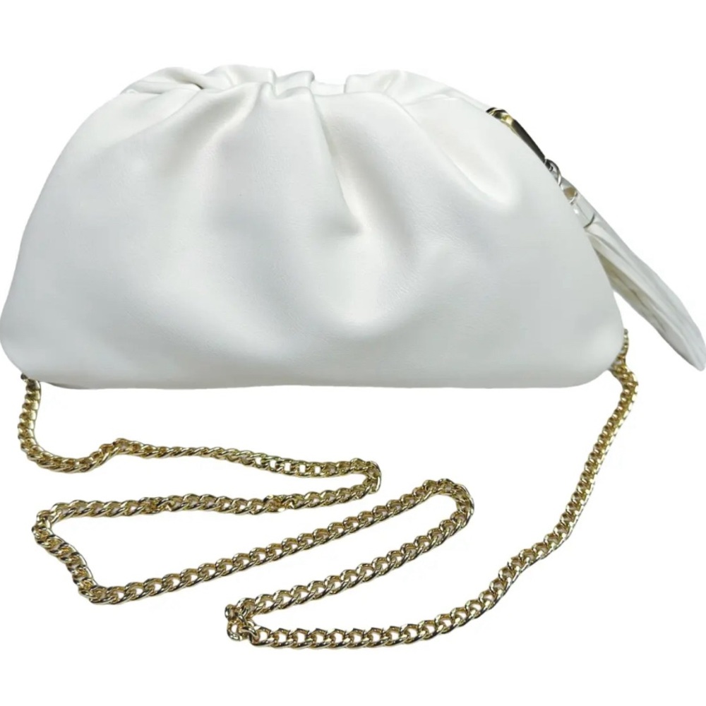UNDERSTATED LEATHER WHITE CLUTCH NEW